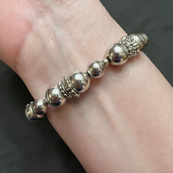 Christmas Charm Bracelet silver-tone beaded stretch tree reindeer candle snowman - Picture 8 of 8